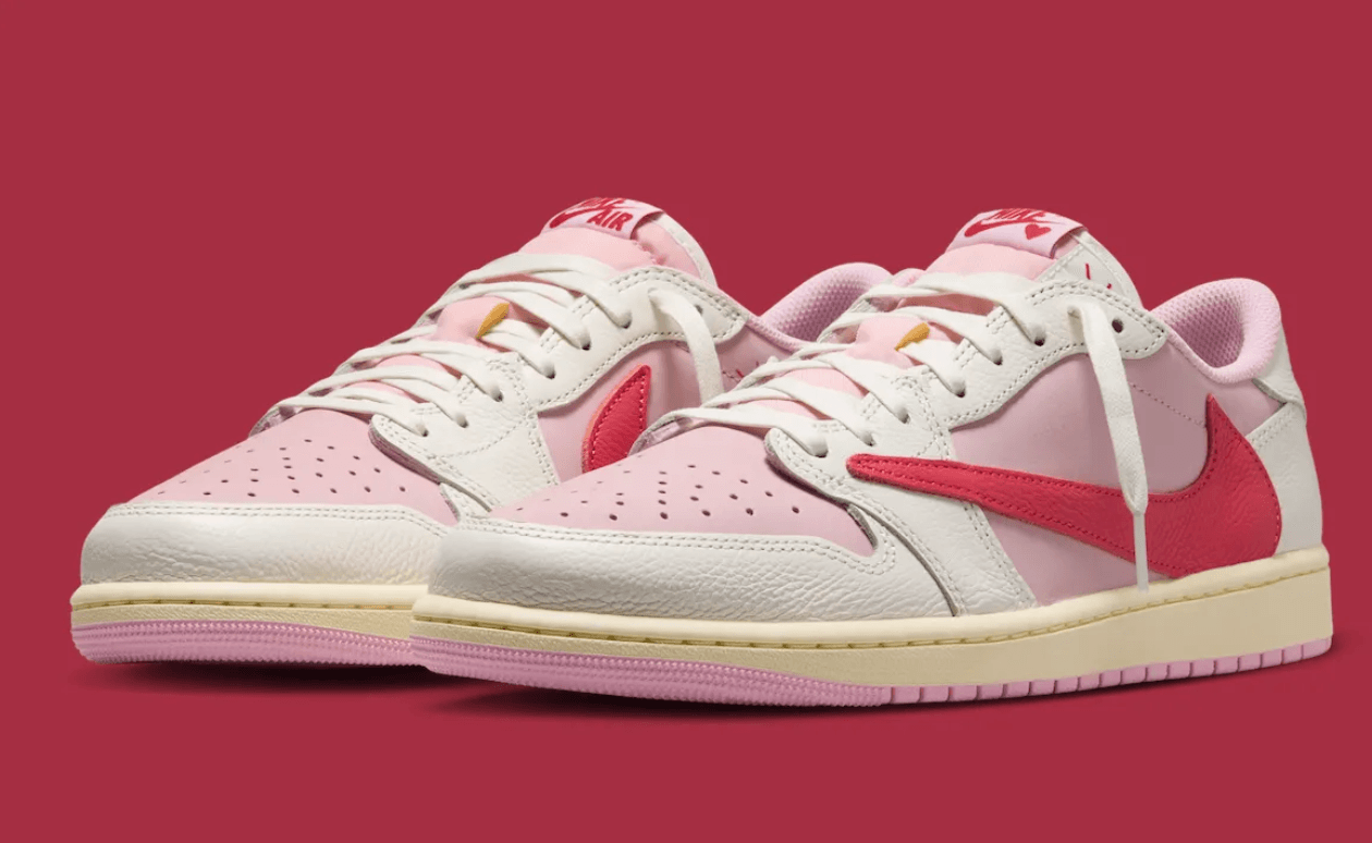 Travis Scott x Air Jordan 1 Low OG